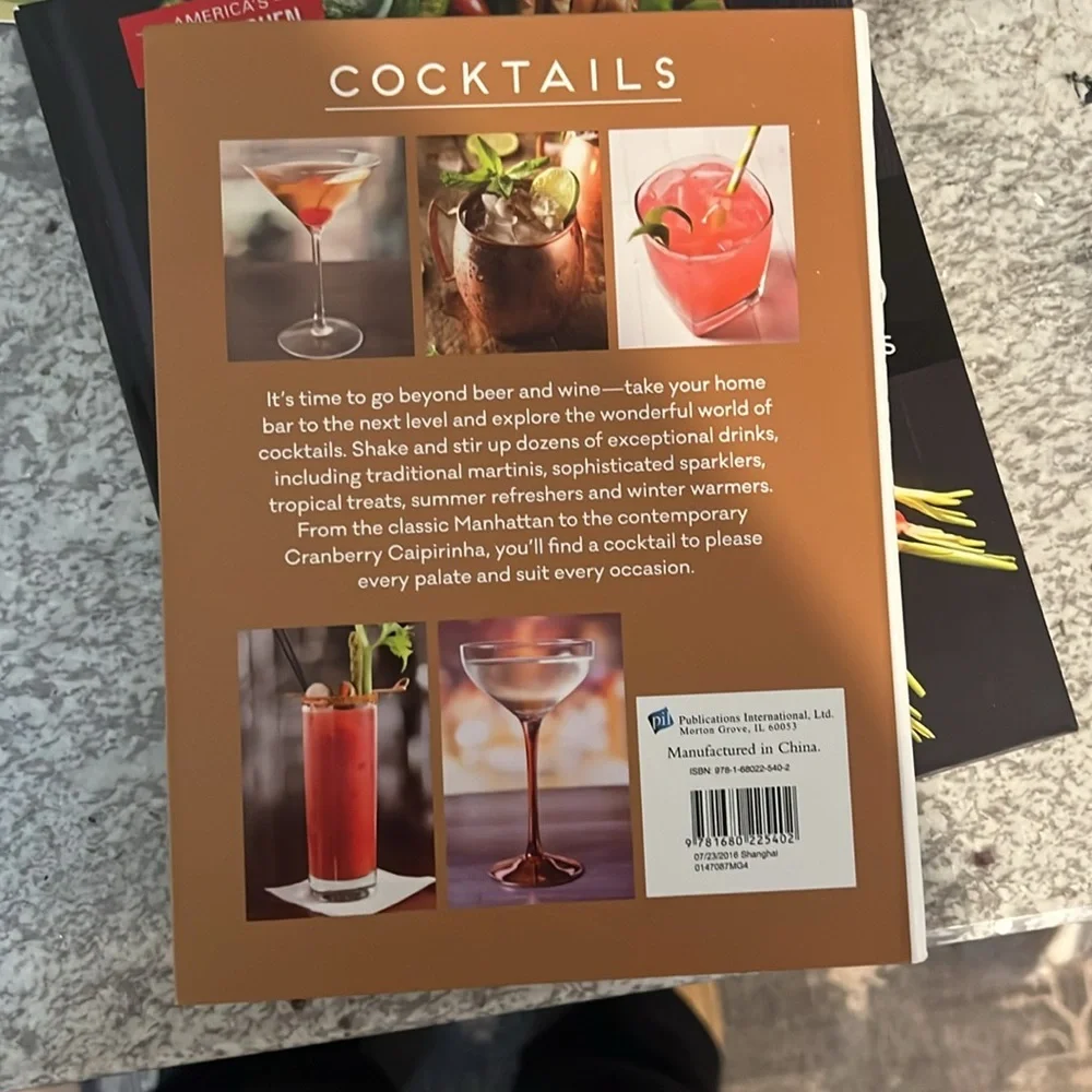 Cocktails Book - Celebrate the Season in Orange